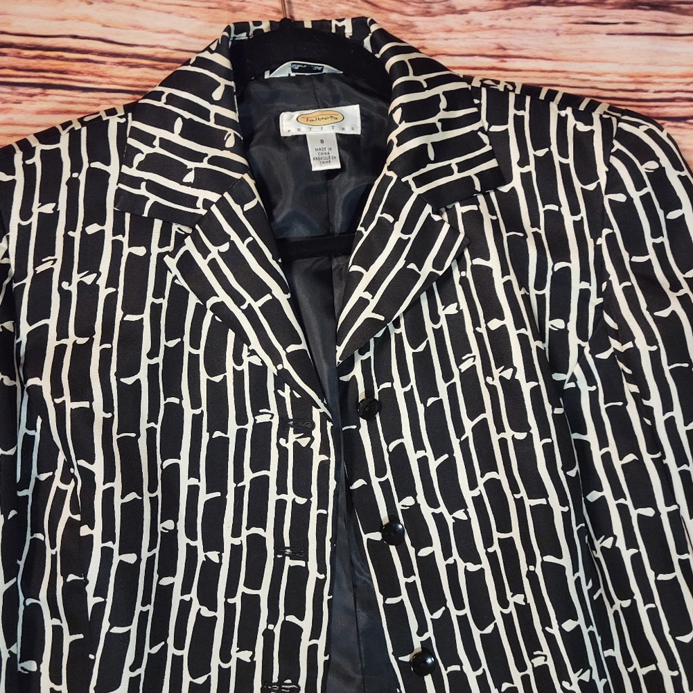 TALBOTS  Geometric Black and White S8 BLAZER - Picture 2 of 4